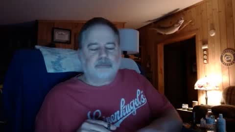 Snapshot of bigthicksatisfying2 chatting on September 24, 2025, 12:03 am bigthicksatisfying2 online show from September 24, 2025, 12:03 am