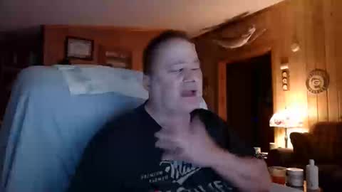 Snapshot of bigthicksatisfying2 chatting on October 11, 2025, 12:21 am bigthicksatisfying2 online show from October 11, 2025, 12:21 am