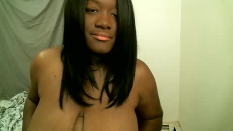 Bigtitscassie online show from June 15, 2026, 2:25 am