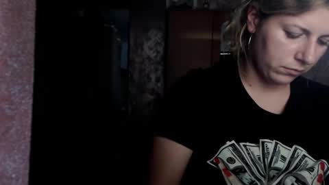 Snapshot of bigtitslala chatting on October 23, 2025, 8:18 pm bigtitslala online show from October 23, 2025, 8:18 pm