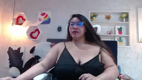 bigtitslaurenriver online show from July 14, 2026, 12:22 pm