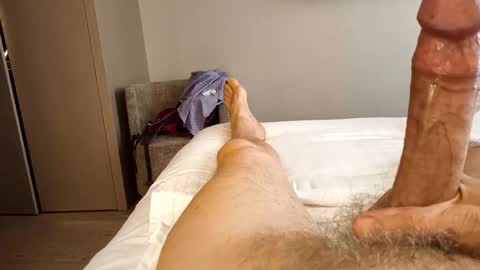 bigukphallus online show from June 2, 2026, 4:31 pm