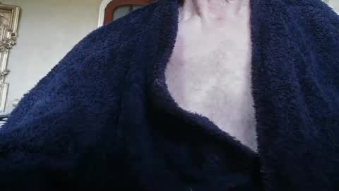 bigukphallus online show from June 21, 2026, 4:42 pm
