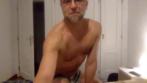 bigvega79 online show from April 11, 2026, 11:20 pm