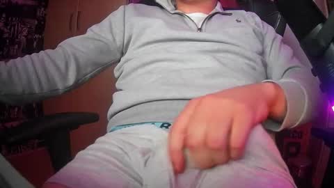 nico online show from October 19, 2025, 7:14 pm