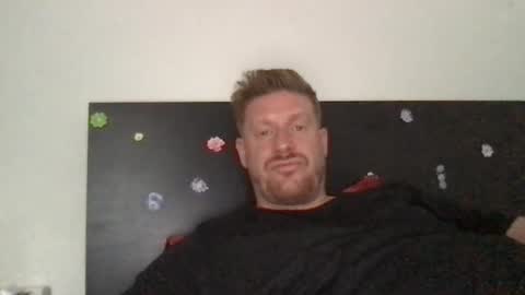 Big white cock online show from October 5, 2025, 12:58 pm