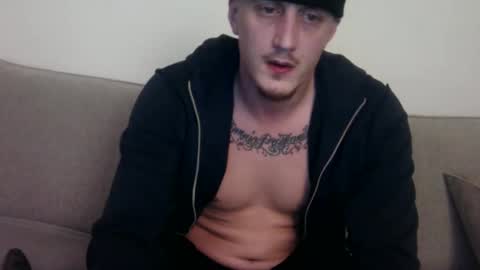 Mrloyal online show from December 30, 2024, 3:24 pm