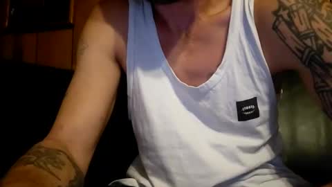 Snapshot of bigwytecock1979 chatting on October 5, 2025, 4:11 am bigwytecock1979 online show from October 5, 2025, 4:11 am