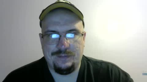 Snapshot of bigxcountry_39 chatting on October 5, 2025, 2:43 am bigxcountry_39 online show from October 5, 2025, 2:43 am