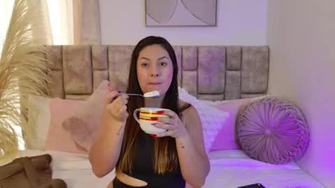   online show from September 10, 2025, 3:34 pm
