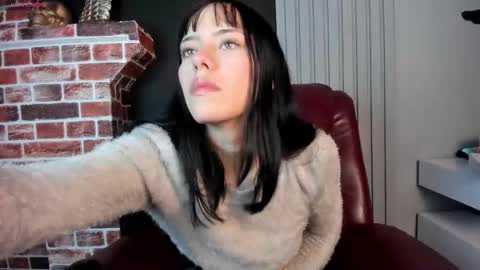 bilie__eilish online show from November 21, 2025, 11:53 am