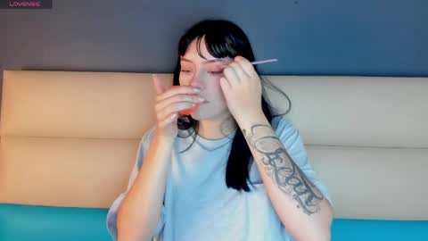 bilie__eilish online show from April 30, 2026, 12:11 pm
