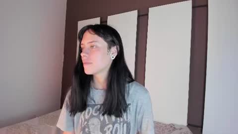 bilie__eilish online show from June 12, 2026, 11:09 am