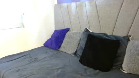 billi_till online show from September 11, 2025, 11:43 am