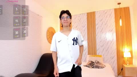 Snapshot of billie_jr chatting on March 9, 2025, 12:31 pm Billie online show from March 9, 2025, 12:31 pm