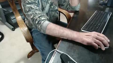 Snapshot of billy471 chatting on April 19, 2026, 11:07 pm billy471 online show from April 19, 2026, 11:07 pm