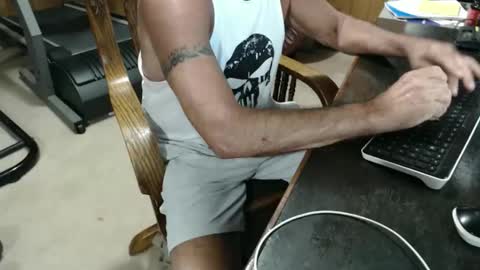 Snapshot of billy471 chatting on May 4, 2026, 11:34 pm billy471 online show from May 4, 2026, 11:34 pm