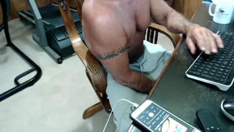 billy471 online show from June 12, 2026, 5:01 pm