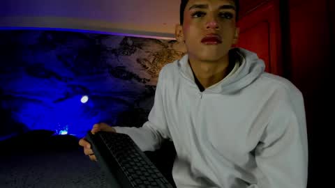 Sam online show from April 29, 2026, 12:20 pm