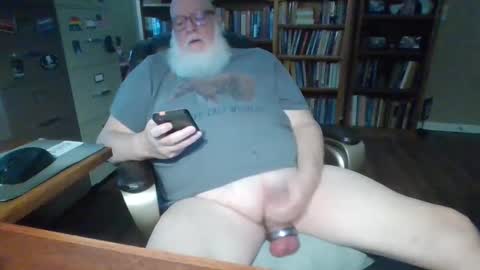 Snapshot of billybear1956 chatting on February 7, 2025, 4:24 pm billybear1956 online show from February 7, 2025, 4:24 pm