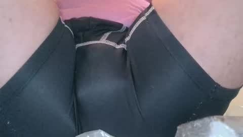 Snapshot of billybengino chatting on April 1, 2026, 2:56 am billybengino online show from April 1, 2026, 2:56 am