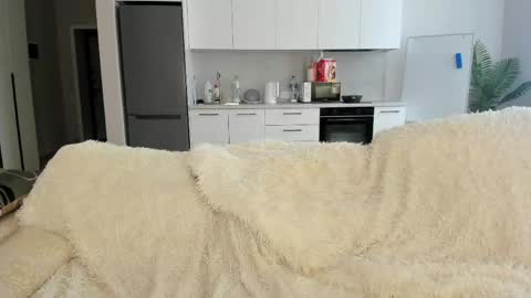 bina_mima online show from May 22, 2026, 9:26 am