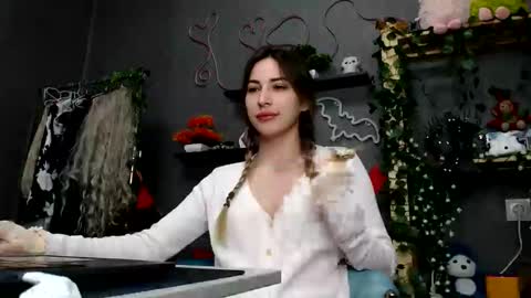 binalina online show from October 8, 2025, 9:40 am