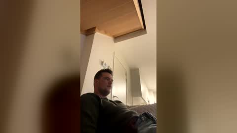 Snapshot of bingeling123 chatting on March 13, 2026, 10:49 pm bingeling123 online show from March 13, 2026, 10:49 pm