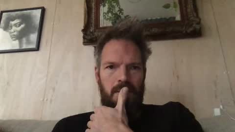 bingolingo33 online show from January 7, 2025, 9:40 am