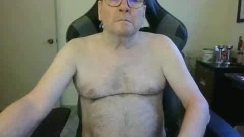 Bink195234 online show from April 10, 2026, 2:11 pm