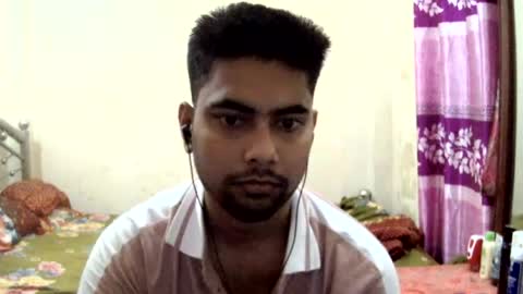 birbikrom104 online show from June 18, 2026, 3:40 am