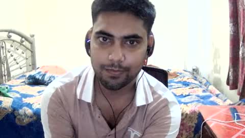 birbikrom104 online show from August 4, 2026, 5:15 pm