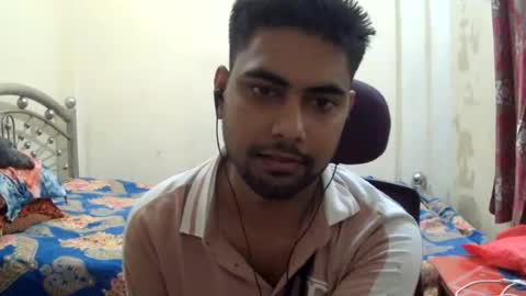 birbikrom104 online show from August 6, 2026, 1:46 pm