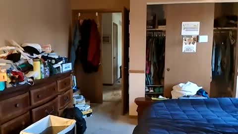 Huh online show from February 9, 2025, 10:32 pm