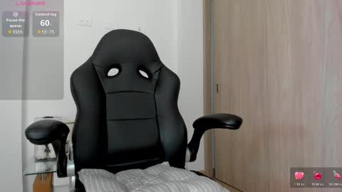 Snapshot of biscuit_oliva_ chatting on September 30, 2025, 3:11 am Biscuit oliva online show from September 30, 2025, 3:11 am