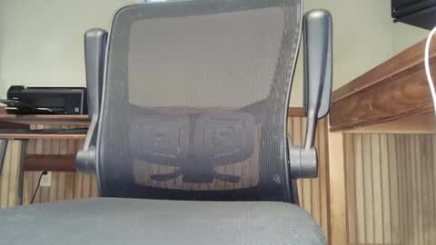 bisensualboy online show from December 2, 2024, 3:03 pm