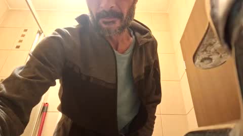 bisexdadd online show from December 1, 2024, 4:40 pm