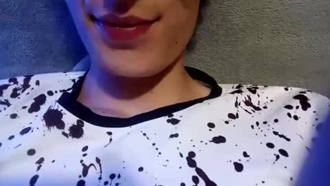 Angel online show from December 2, 2024, 5:26 pm