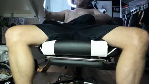 bisexualjay online show from May 13, 2026, 1:41 pm