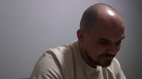 George  Maria online show from April 6, 2026, 8:32 pm