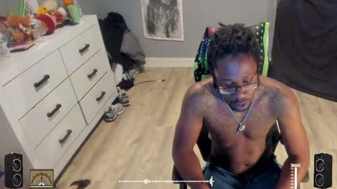 Plant Base Streamers From Pennsylvania online show from October 1, 2025, 10:38 pm