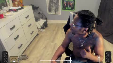 Plant Base Streamers From Pennsylvania online show from October 10, 2025, 12:53 am