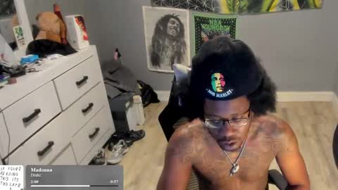 Snapshot of blaccanalmatters chatting on November 7, 2025, 12:54 am Plant Base Streamers From Pennsylvania online show from November 7, 2025, 12:54 am