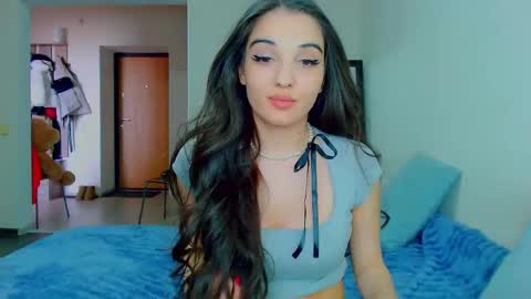 Adele online show from February 8, 2025, 10:18 am