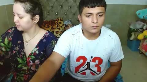 black__and__whiite online show from October 26, 2025, 4:51 am