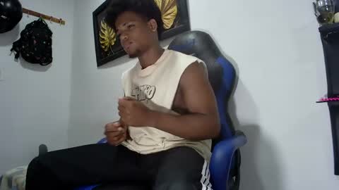 Snapshot of black_dicck chatting on March 4, 2025, 11:22 pm tu morenito online show from March 4, 2025, 11:22 pm