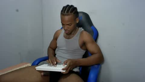 tu morenito online show from June 26, 2026, 2:32 pm
