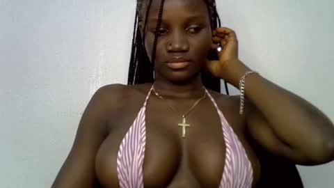 Esthy online show from September 11, 2025, 11:49 pm