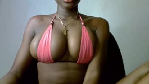 Esthy online show from September 30, 2025, 8:30 am