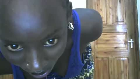 black_hot233 online show from March 11, 2025, 4:21 am